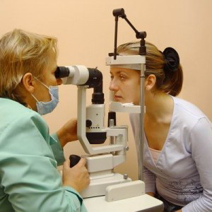 Диагностика и лечение рези в глазах